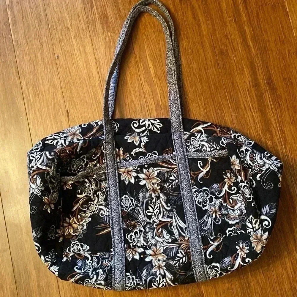 Quilted black and floral weekender bag - great condition - lots of pockets